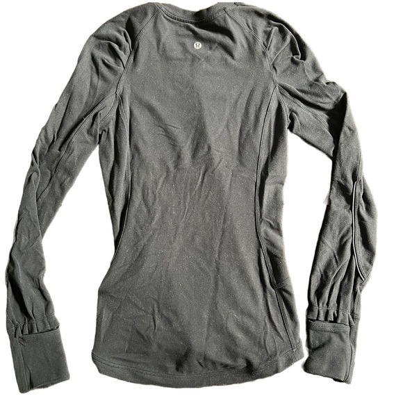 LULULEMON BLACK FULL LENGTH LONG SLEEVE T SHIRT SIZE 2 - Picture 4 of 5